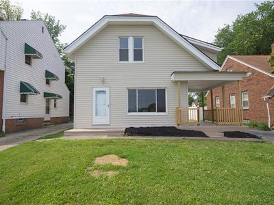 13298 Cedar Rd, Cleveland Heights, OH, 44118