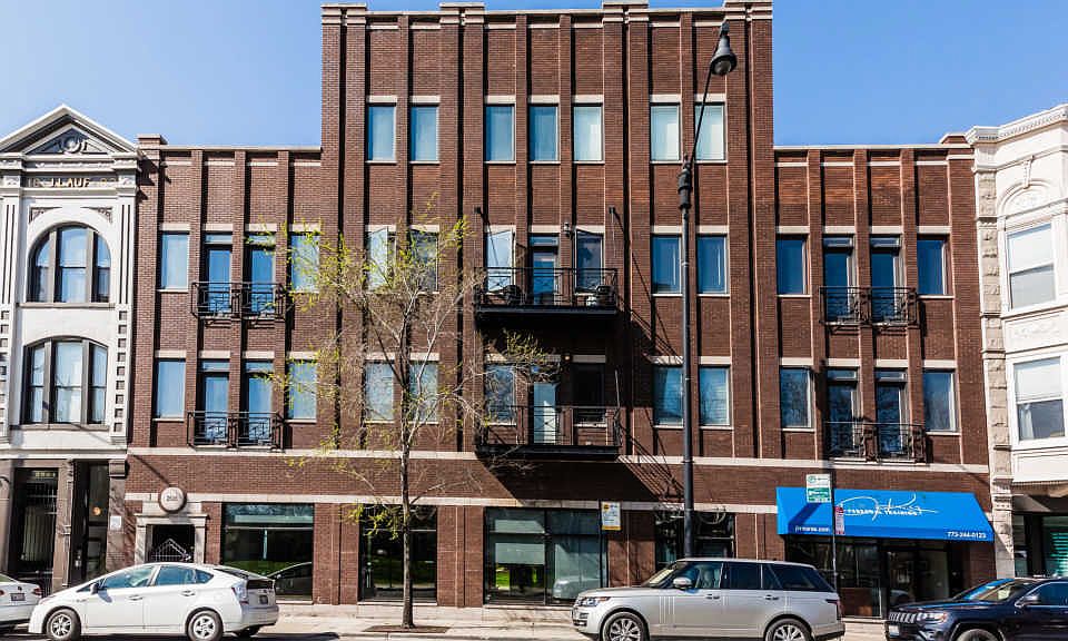 1st image of 2626 N Lincoln Ave APT 202