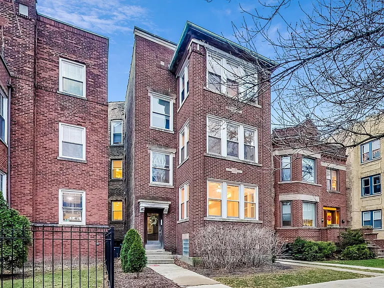 2621 W Leland Ave #1 — Photo 1