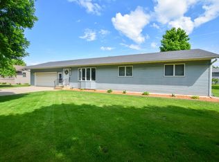 550 4th St NW, Richmond, MN 56368