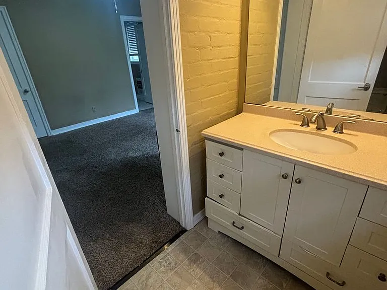 3840 Creswell Ave #1 — Photo 7