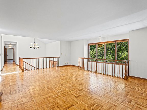 2nd image of 32675 N Forest Dr