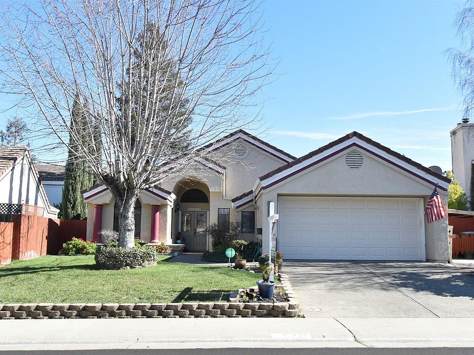 2nd image of 5228 Dipper Way