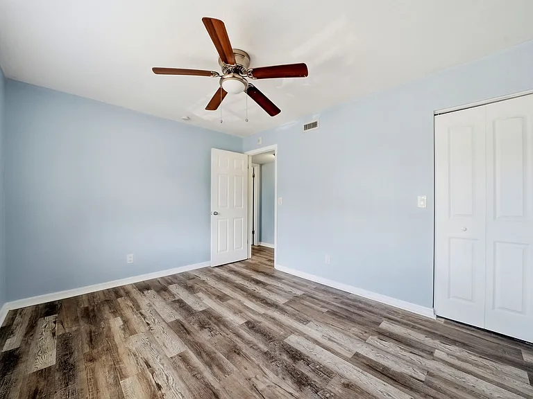 647 N Keene Rd #A — Photo 5