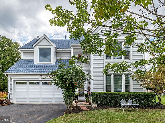2nd image of 43952 Bruceton Mills Cir