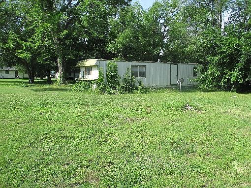2nd image of 210 Ada St