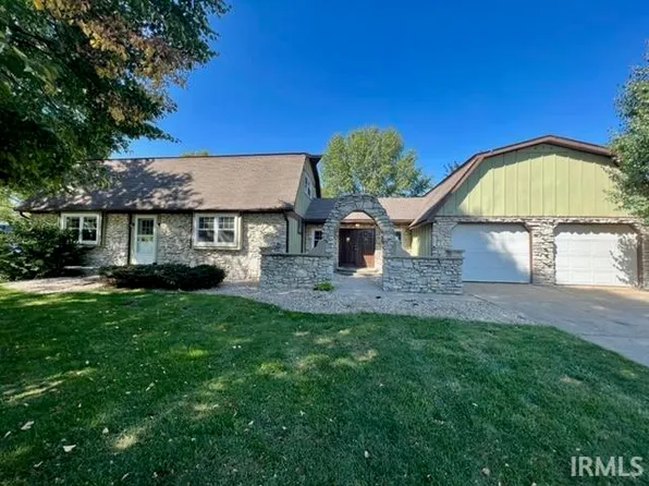 610 W Jane Dr, Sharpsville, IN 46068
