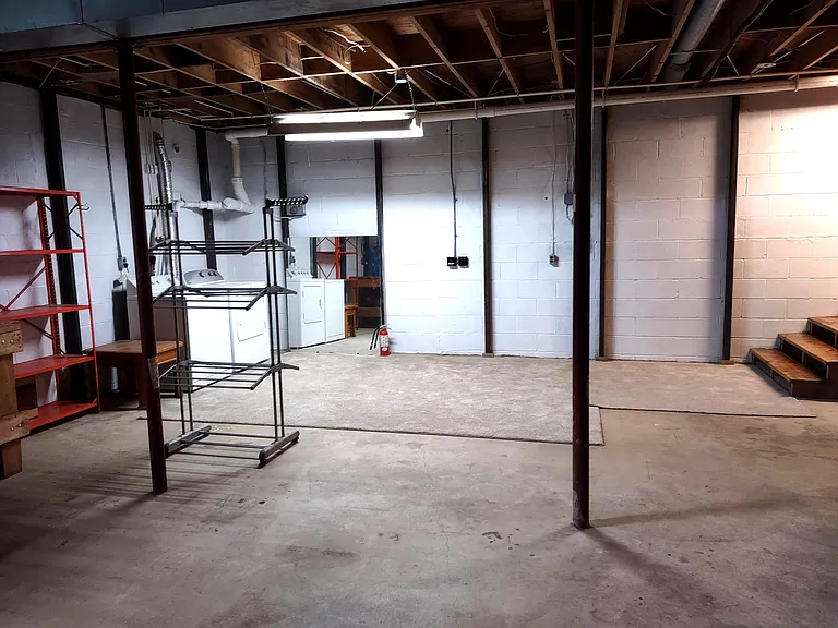 3922 Emrick Ln — Photo 35