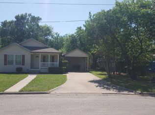 612 N Montgomery St, Sherman, TX 75090