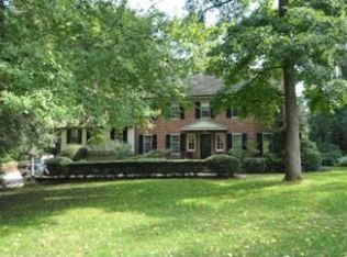 925 Field Ln, Villanova, PA 19085