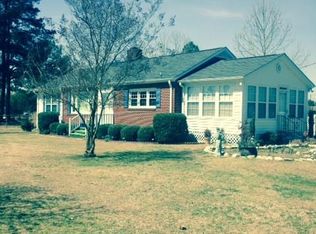 906 S Washington Ave, Dunn, NC 28334