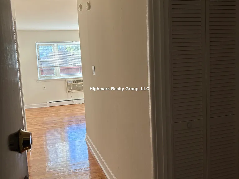 6830 N Sheridan Rd #669 — Photo 7