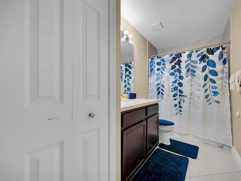 1037 SW Payne Ave — Photo 11