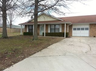 1704 Vail Ct, Columbia, MO 65202