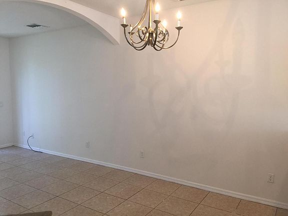 4th image of 1140 S Beach Cir