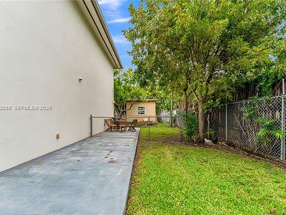 2nd image of 1029 SW 11th Ave #1029