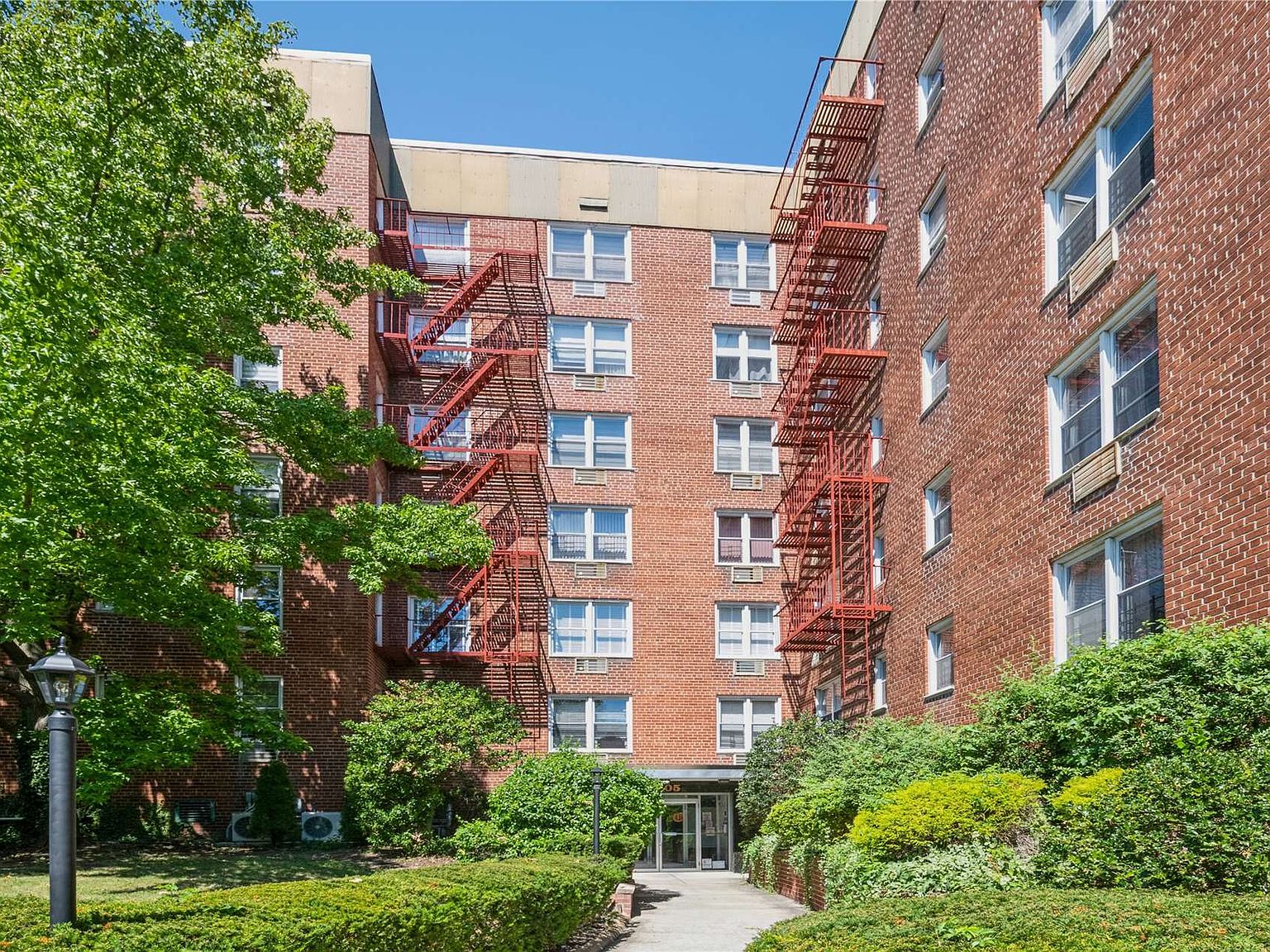 15105 Cross Island Parkway UNIT 2G, Queens, NY 11357 Zillow