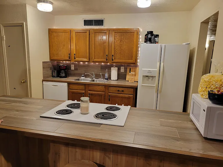545 Hightrail Dr — Photo 4