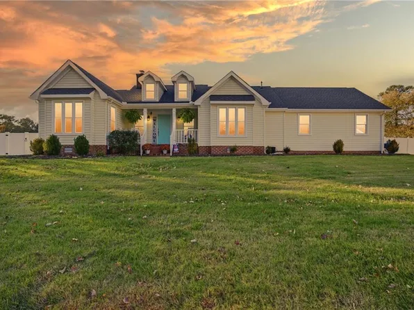 4732 Goshawk Dr, Chesapeake, VA 23321