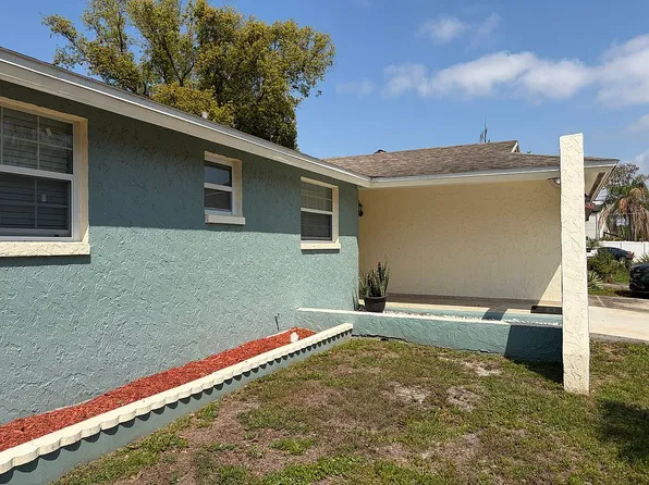 9816 N Connechusett Rd, Tampa, FL 33617