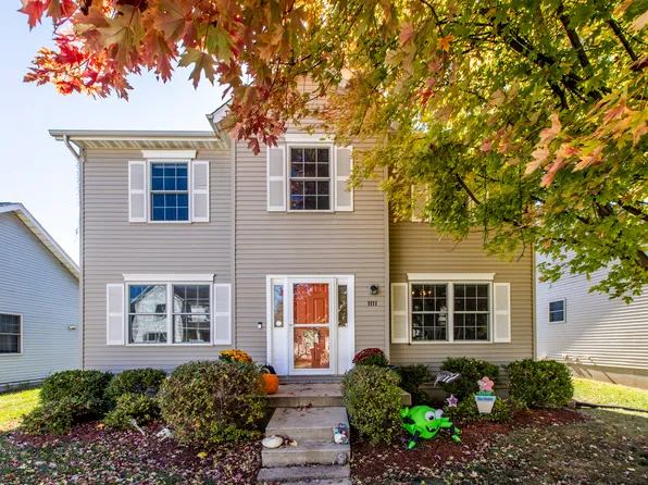 1111 Chippewa St, Normal, IL 61761