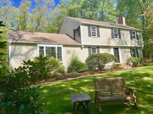 14 Herrick Dr, Ipswich, MA 01938