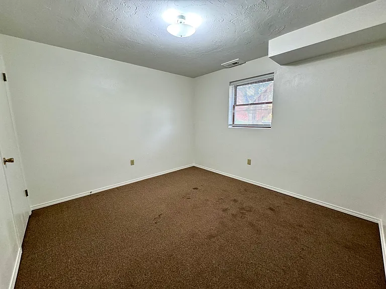 4 Lilac Ct - Bedroom 3