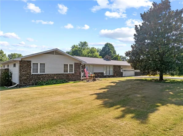 1600 Brentwood Dr, Harrison, AR 72601