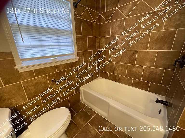 1814 37th St NE — Photo 12