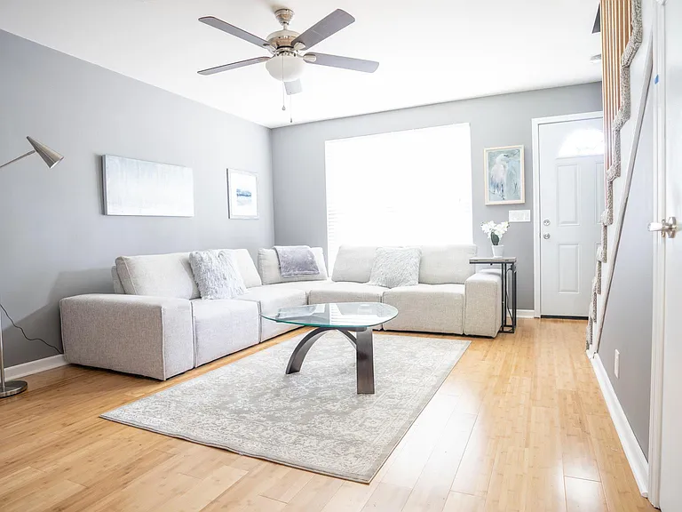 510 Lancaster Ave — Photo 1