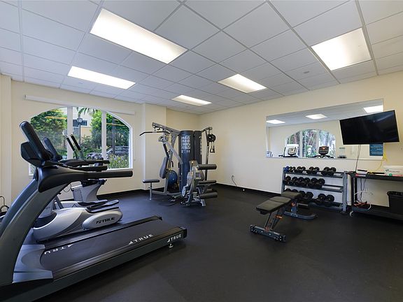 5th image of 3940 N Flagler Drive #203