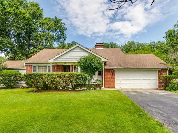 3258 Middlesax Dr, Long Grove, IL 60047