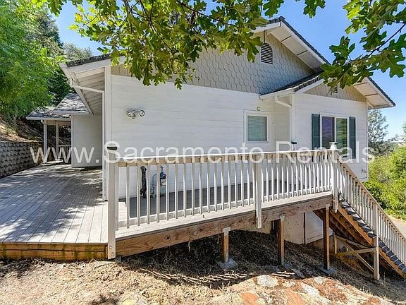 4th image of 567 Landis Cir