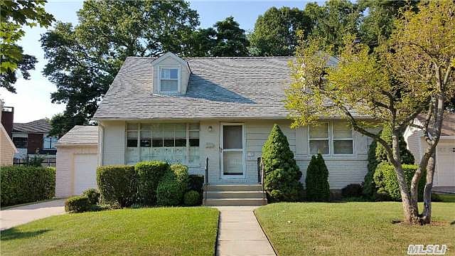 1st image of 134 Nassau Dr