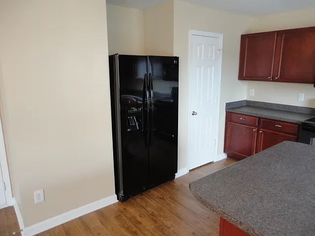 416 Magna Dr — Photo 3