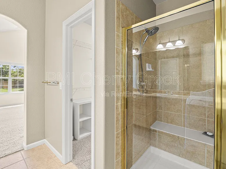 7021 S Valdai St — Photo 20