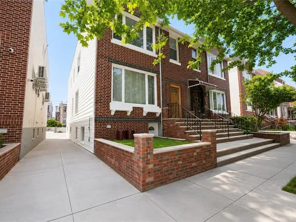 17 Bay 8th St, Brooklyn, NY 11228