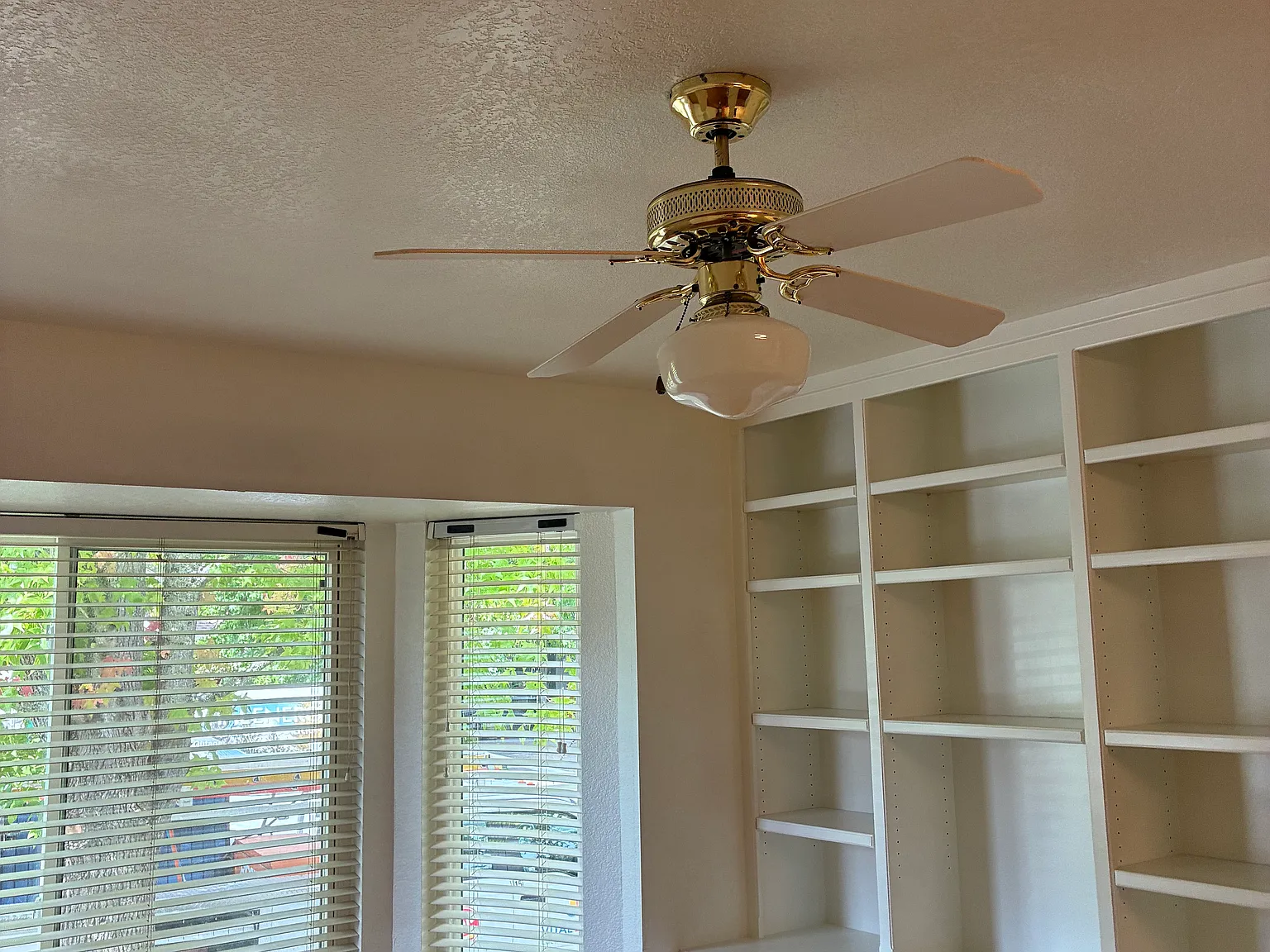 3 bed, $3,200 — Photo 3