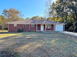 106 Lori Dr, Simpsonville, SC 29681