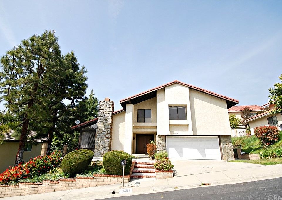 1st image of 16219 Elza Dr