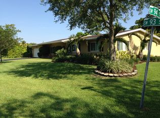 9511 SW 93rd St, Miami, FL 33176