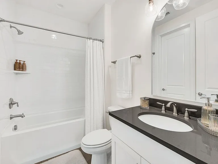 6007 Camberley St — Photo 38