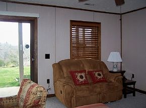 5th image of 25 Aerie Ln
