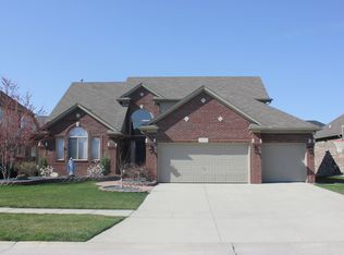 20757 Cheddleton Dr, Macomb, MI 48044