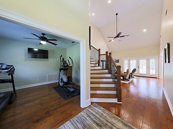 5th image of 1031 Gatlin Creek Rd
