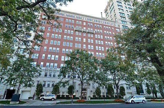 1st image of 219 E Lake Shore Dr APT 2A