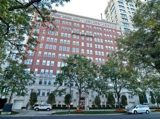 219 E Lake Shore Dr APT 2A, Chicago, IL 60611