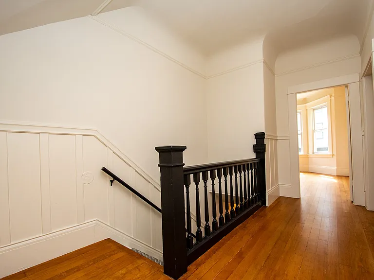 1 Hoffman Ave #C — Photo 24
