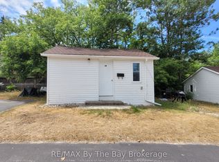 280 River Rd E #D04, Wasaga Beach, ON L9Z 2L7