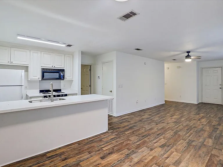 161 Vernon Jones Ave #109B — Photo 23